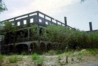 hospital.jpg (41495 bytes)