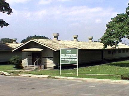 523-689